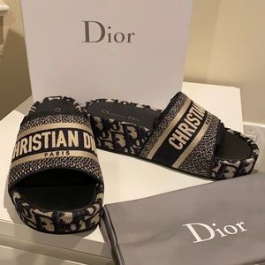 Dior dway slide sandals oblique canvas logo deep blue embroidered 39 chunky heel